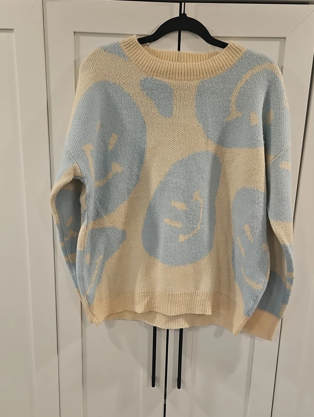 Altar'd State The All Over Smile Look Sweater. Size XS.